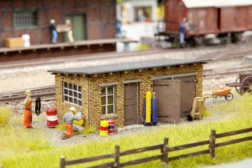 Noch 66106 Tool Shed and Workshop Structure Kit (Laser Cut)  - OO / HO Scale