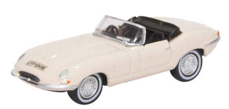Oxford Diecast 76ETYP013 Jaguar E Type White - OO Scale