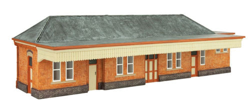 Oxford Structures OS76R001 GWR Station Building (Pre-Built)