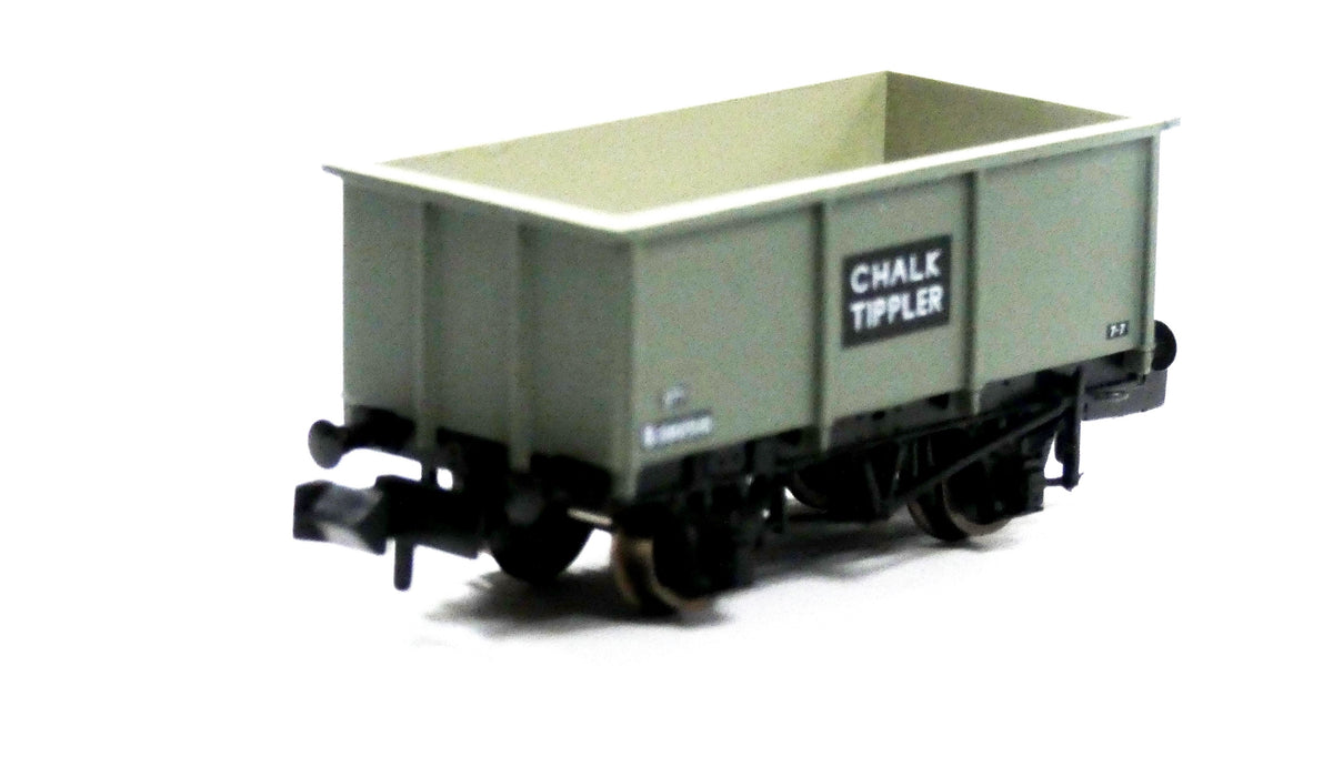 Graham Farish 377-276A 27T Steel Tippler Wagon - BR Grey Chalk Tippler - N Gauge