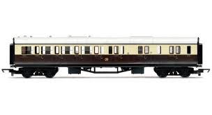 Hornby R4524 Railroad GWR Brake Coach - OO Gauge