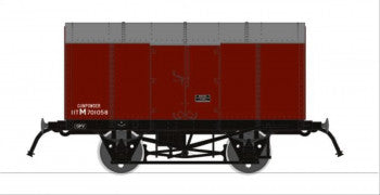 Rapido Trains 902002 Gunpowder Van (Diagram 1/260) in BR Bauxite (Early) Nr M701058 - OO Gauge