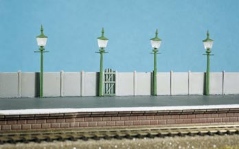 Ratio 213 Station / Street Lamps (4 per pack) - N Scale