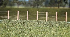 Ratio 423 GWR Lineside Wire Fencing - OO / HO Scale