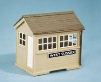 Wills SS29 Ground Level Signal Box Kit - OO Scale