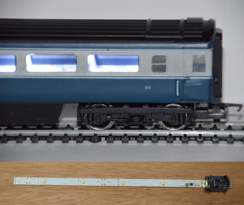 Train Tech CL1 Automatic Coach Lighting - Cool White / Standard - OO / HO Scale