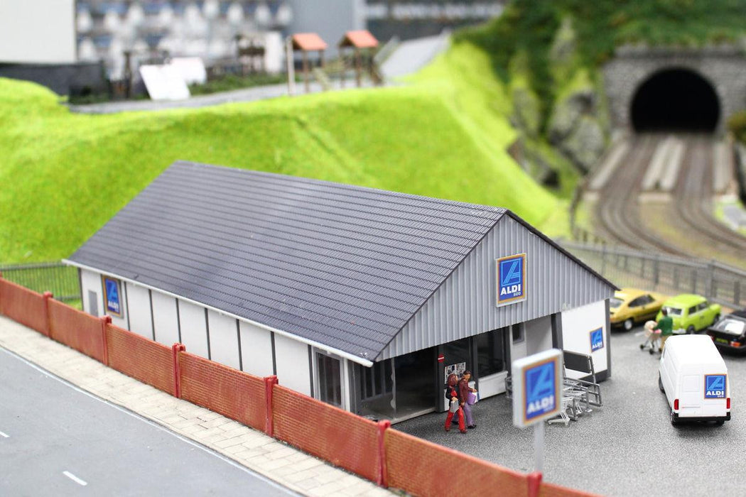Gaugemaster GM419 Fordhampton Supermarket Kit - OO scale