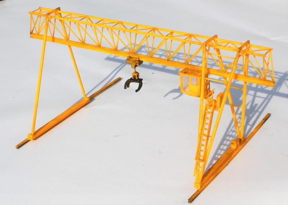 Gaugemaster GM488 Fordhampton Overhead Gantry Crane (Plastic Kit) - OO Scale