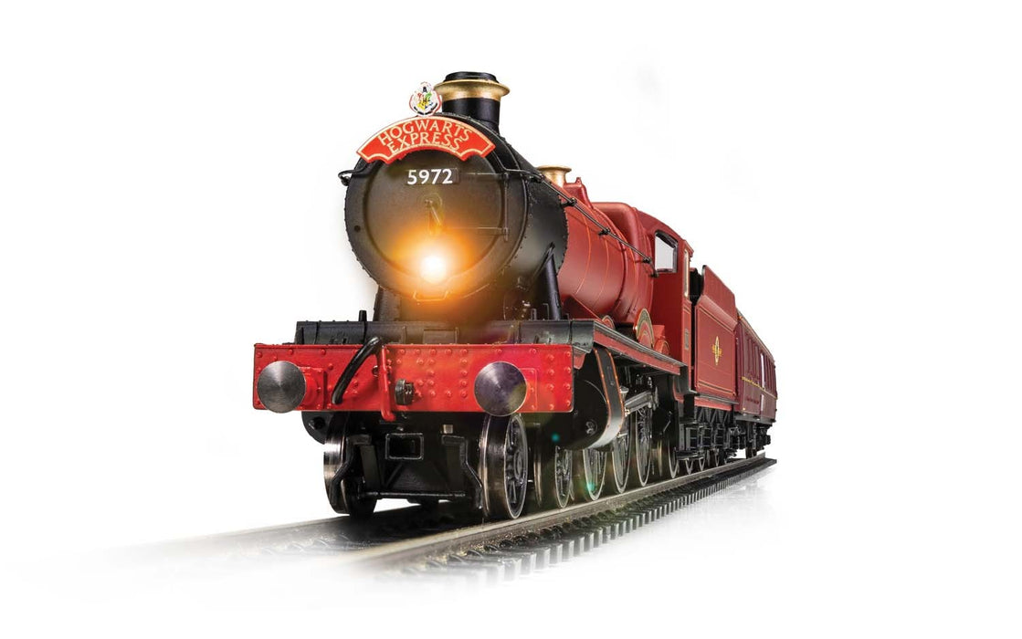 Hornby R1234 Harry Potter Hogwarts Express Electric Train Set, OO Gauge