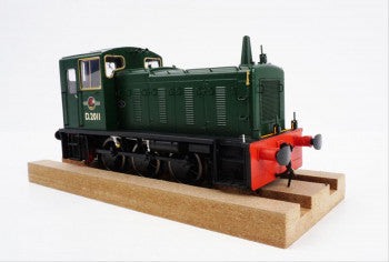Pre-Loved Heljan 2051 Class 03 Diesel Locomotive Number D2011 in BR Green with Conical Exhaust -  O Gauge- SOUND FITTED & STAY ALIVE