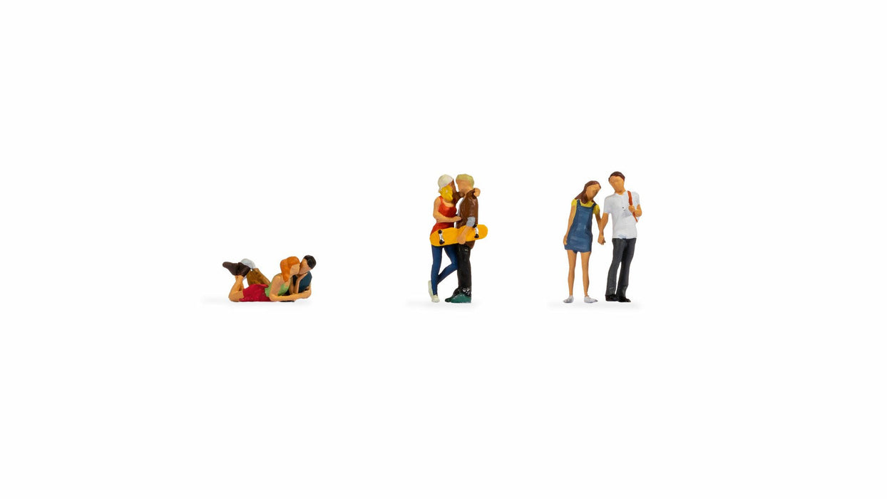 Noch 15512 Young Couples (3 x 2) Figure Set - OO / HO Scale