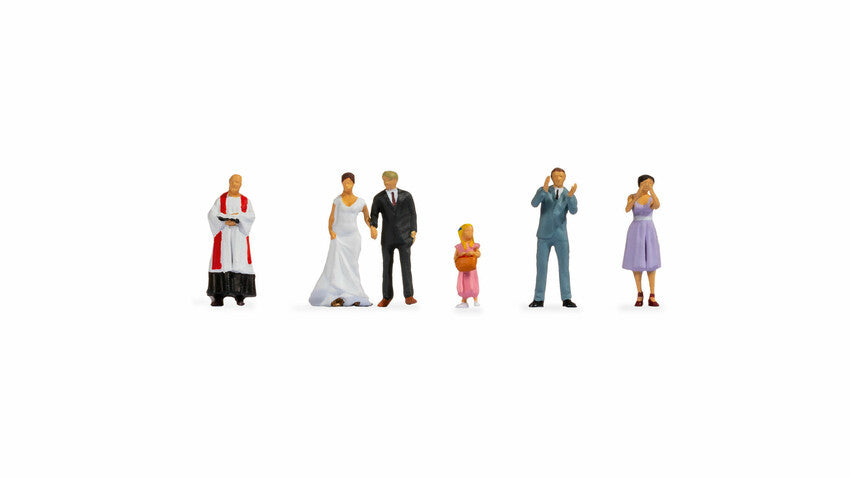 Noch 15862 Bride & Groom & Wedding Figures (6) Figure Set - OO / HO Scale