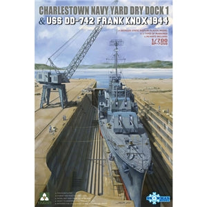 Takom Sp-7058 CHarlestown Navy Yard Dry Dock 1 & USS DD-742 Frank Knox 1944, 1:700 Scale, Model Kit