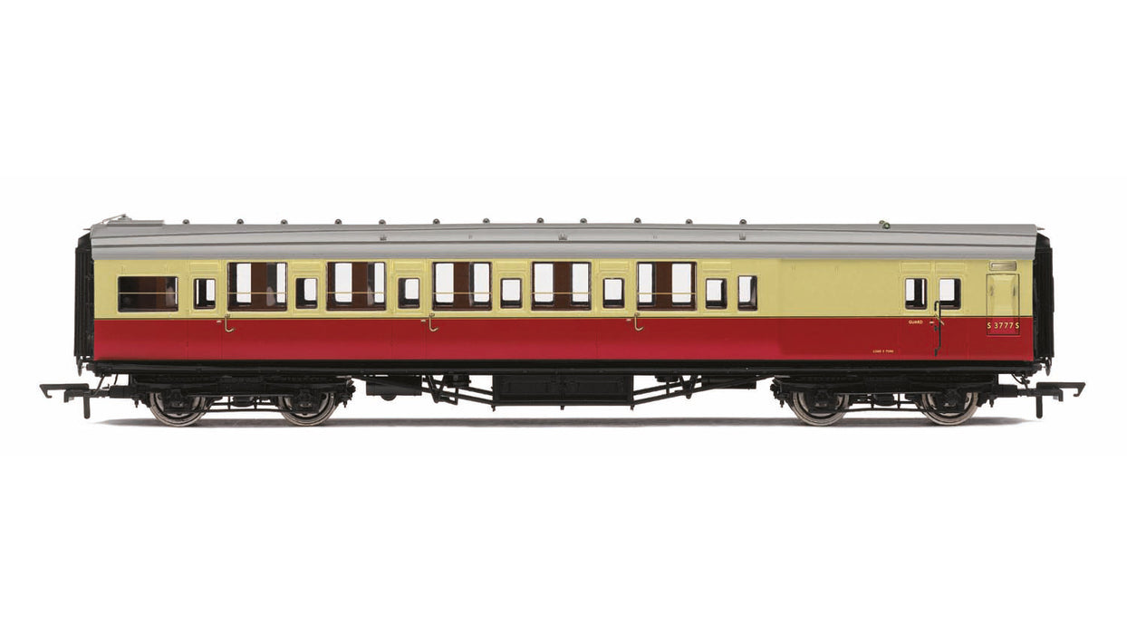 Hornby R4796 BR Maunsell 6 Compartment Rebuilt Brake 3rd Coach in Crimson and Cream - OO Gauge **Last one in Stock **