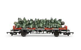 Hornby R60083 45 Ton GLW Steel Carrier Christmas Tree Load - OO Gauge