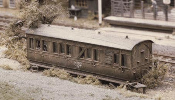 Ratio 501 Small Grounded Coach Body - OO Scale