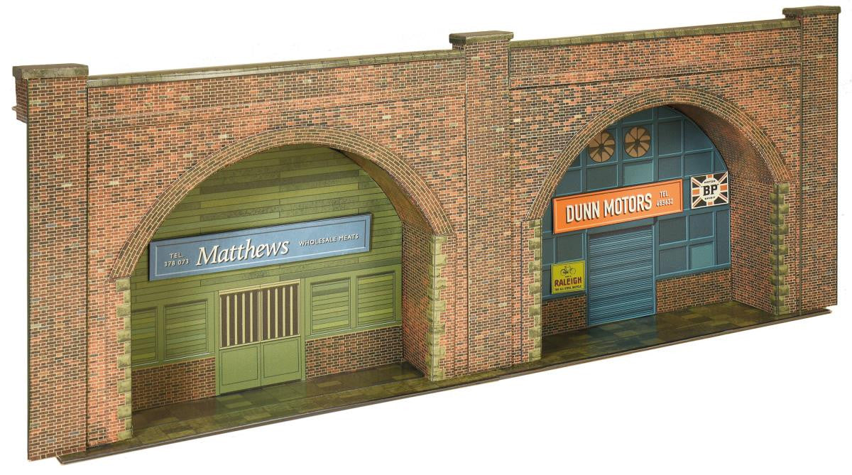 Superquick C8 Red Brick Embankment Arches Card Kit - Suitable for OO and HO Scales