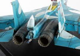 MiniBase 8001 Su-33 Flanker-D Russian Navy Carrier-Borne Fighter Modle Kit, 1/48 Scale